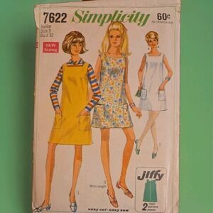 Vintage 1960s Simplicity 7622 Sewing Pattern Jumper Mini Dress Sz 9 Bust 32 Cut